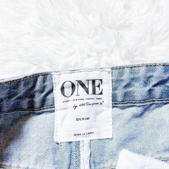 One by One Teaspoon Light Wash Denim Button Down Skirt SZ0 EU32 - Picture 4 of 7